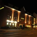 Hotel Central Hotel 3*