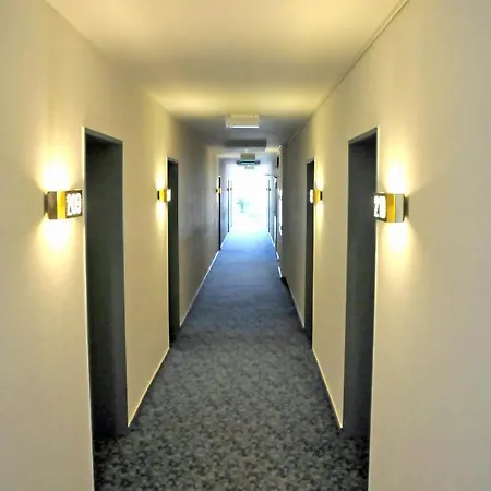 Central Hotel Ξενοδοχείο Φλένσμπουργκ
