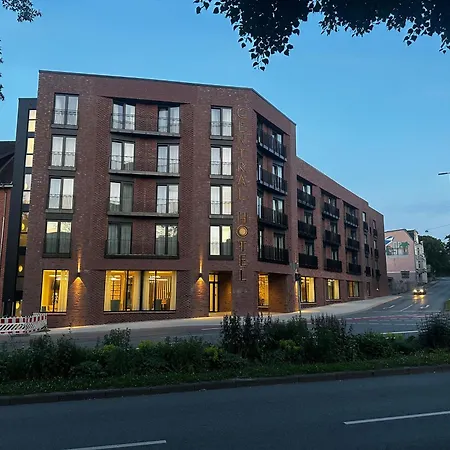 Central Hotel