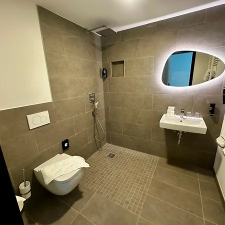 Ξενοδοχείο Central Hotel 3*