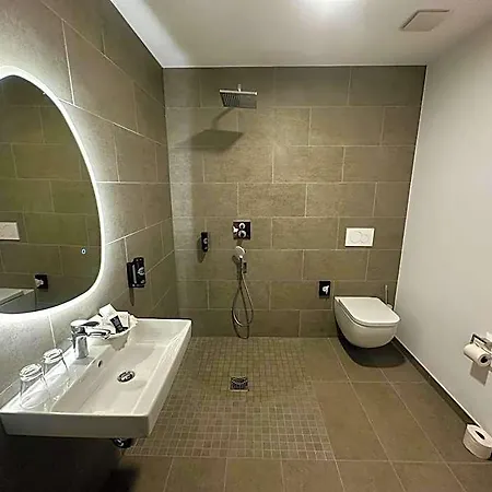 Central Hotel Ξενοδοχείο Φλένσμπουργκ