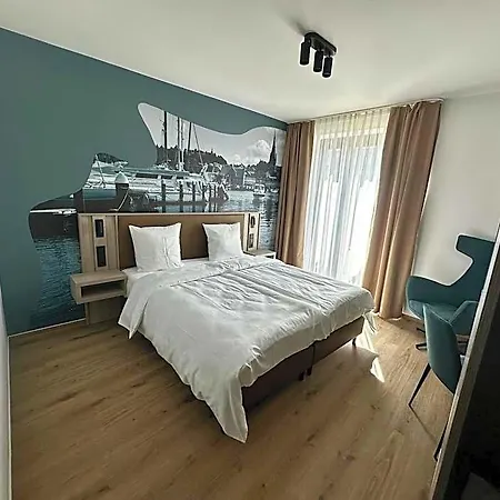 Central Hotel 3* Φλένσμπουργκ