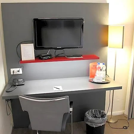Central Hotel 3*