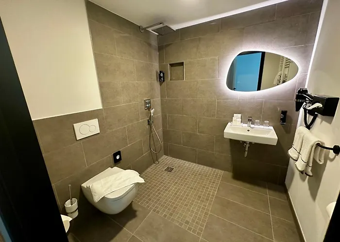 Hotell Central Hotel 3*